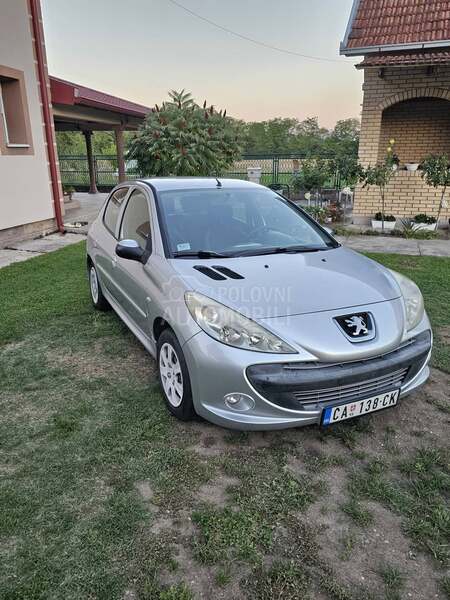 Peugeot 206 plus 