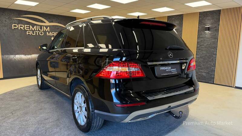 Mercedes Benz ML 250 //2.2D/MEM//HARM