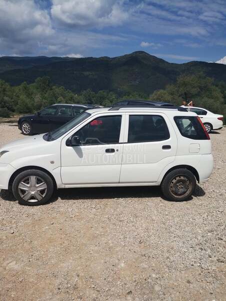 Subaru Justy 