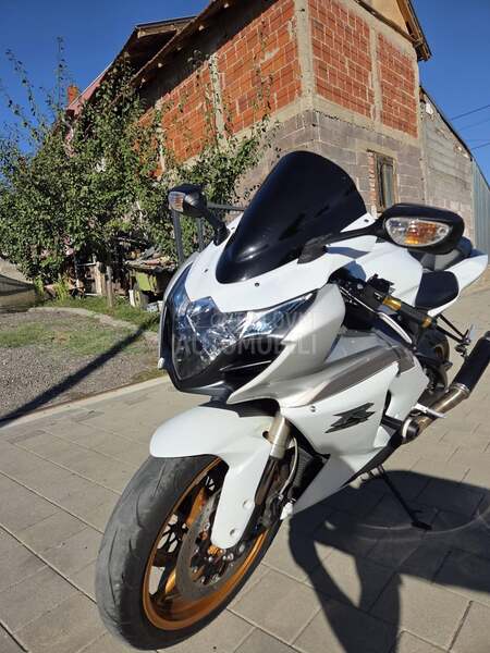 Suzuki GSXR  GSX R K9 1000