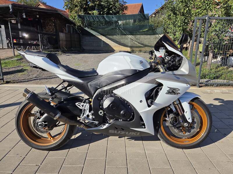 Suzuki GSXR  GSX R K9 1000