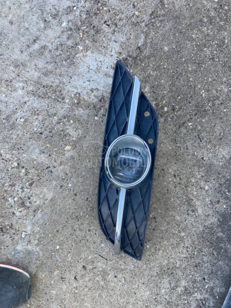 mercedes b restajling leva