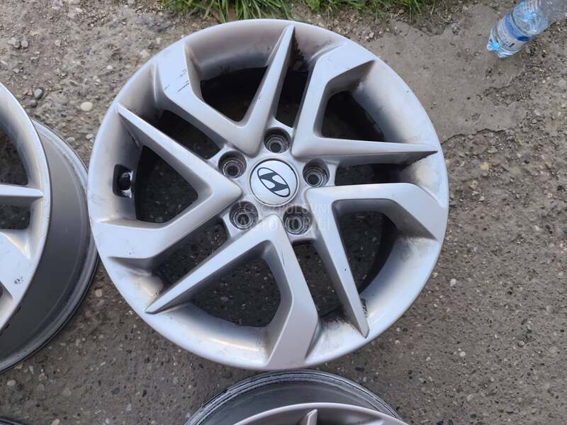 Aluminijumske felne Hyundai Tucson origi 16" 5 x 114.3