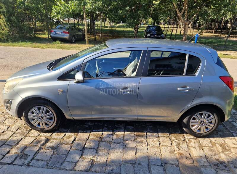 Opel Corsa D 