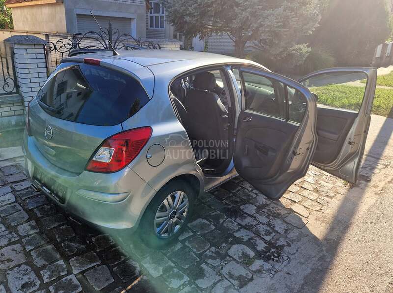 Opel Corsa D 