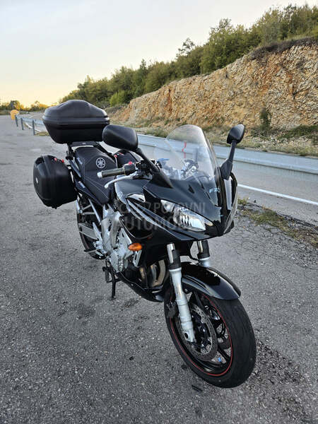 Yamaha Fazer 600