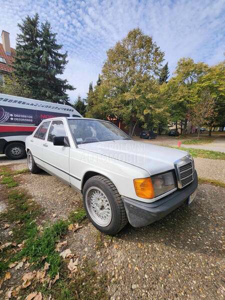 Mercedes Benz 190 190D