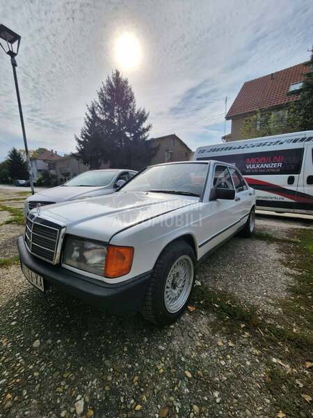 Mercedes Benz 190 190D