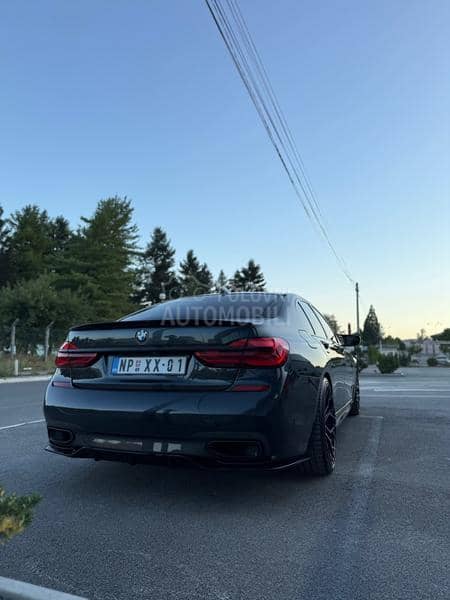 BMW 740 