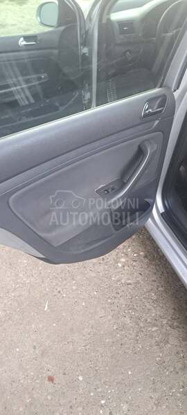 Volkswagen Golf 5 1.9 TDI