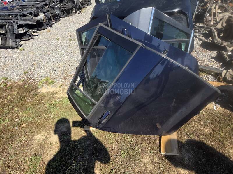 vrata g7 karavan