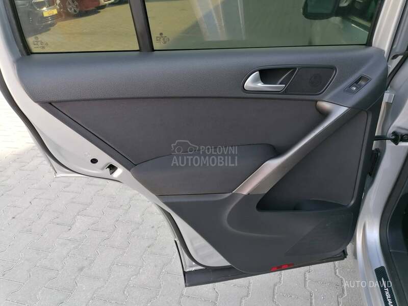 Volkswagen Tiguan 1.4B 4X4 CH