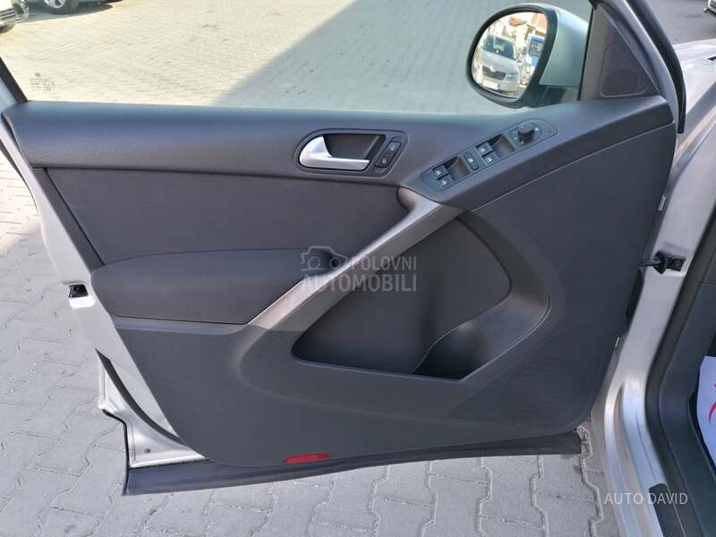 Volkswagen Tiguan 1.4B 4X4 CH
