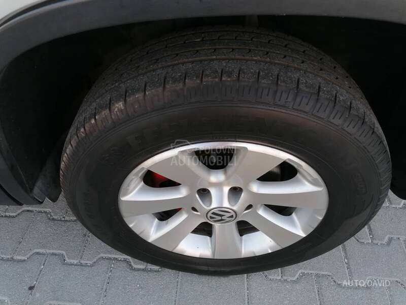 Volkswagen Tiguan 1.4B 4X4 CH
