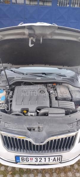 Škoda Superb 1.6 TDI Škoda Superb 1.6 TDI