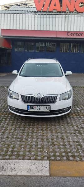 Škoda Superb 1.6 TDI Škoda Superb 1.6 TDI