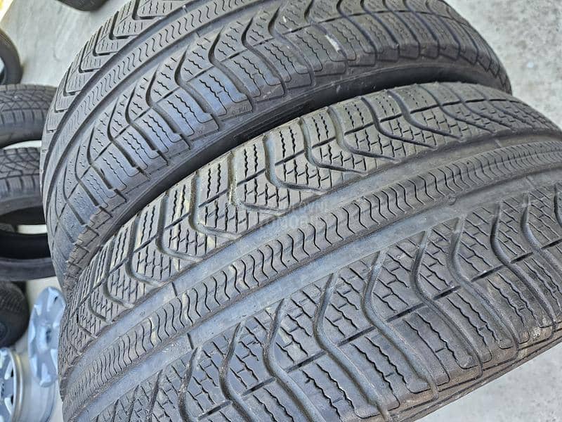 Pirelli 225/45 R19 Zimska