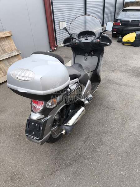 Aprilia scarabeo