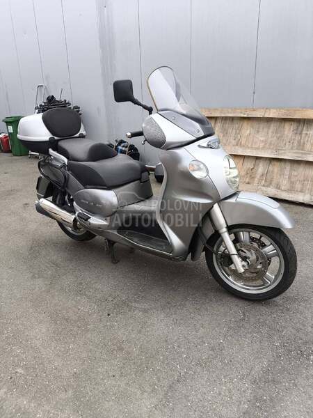 Aprilia scarabeo