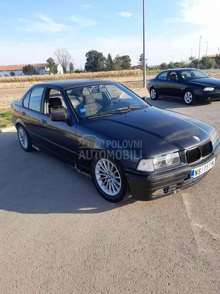 BMW 320 