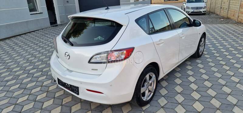 Mazda 3 1.6 Sport