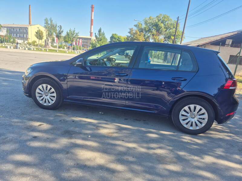 Volkswagen Golf 7 1.0 TSI
