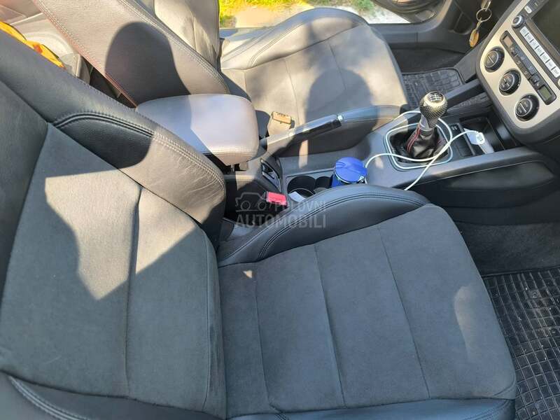 Volkswagen EOS 2.0 FSI