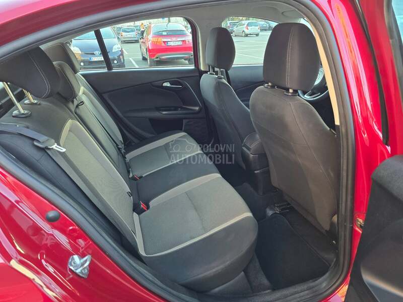 Fiat Tipo 1.4 LOUNGE