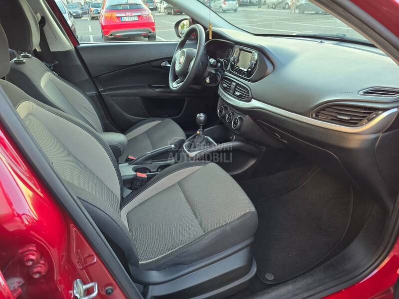 Fiat Tipo 1.4 LOUNGE