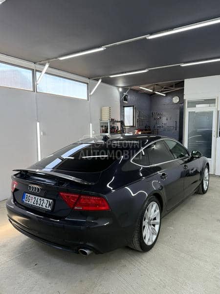 Audi A7 keš