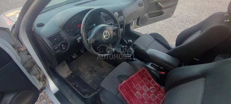 Volkswagen Golf 4 