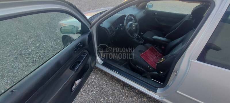 Volkswagen Golf 4 