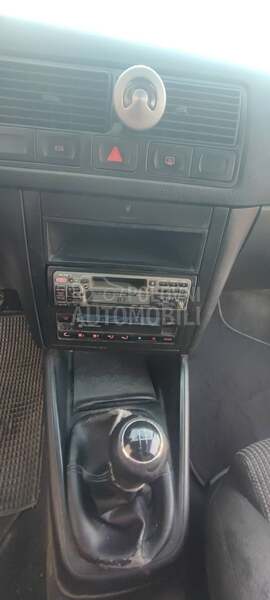 Volkswagen Golf 4 