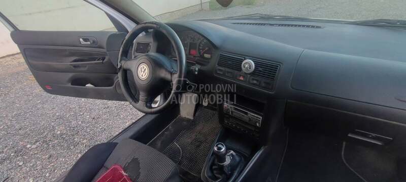 Volkswagen Golf 4 