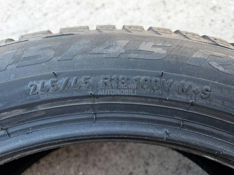 Pirelli 245/45 R18 Zimska