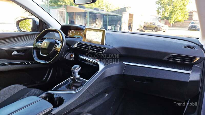 Peugeot 3008 1.2 Style