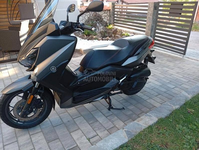 Yamaha X Max 125