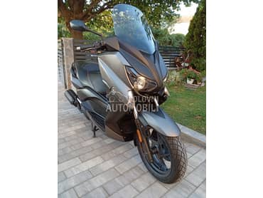 Yamaha X Max 125
