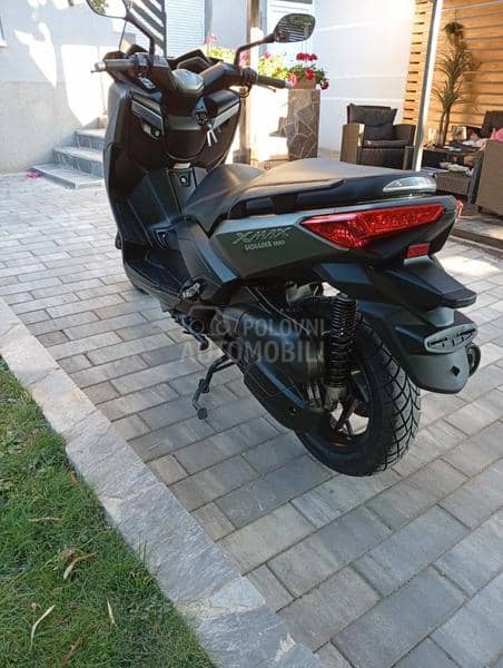 Yamaha X Max 125