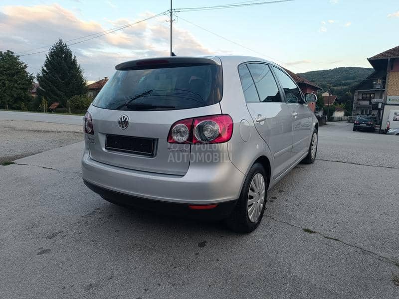 Volkswagen Golf 5 1.6 fsi
