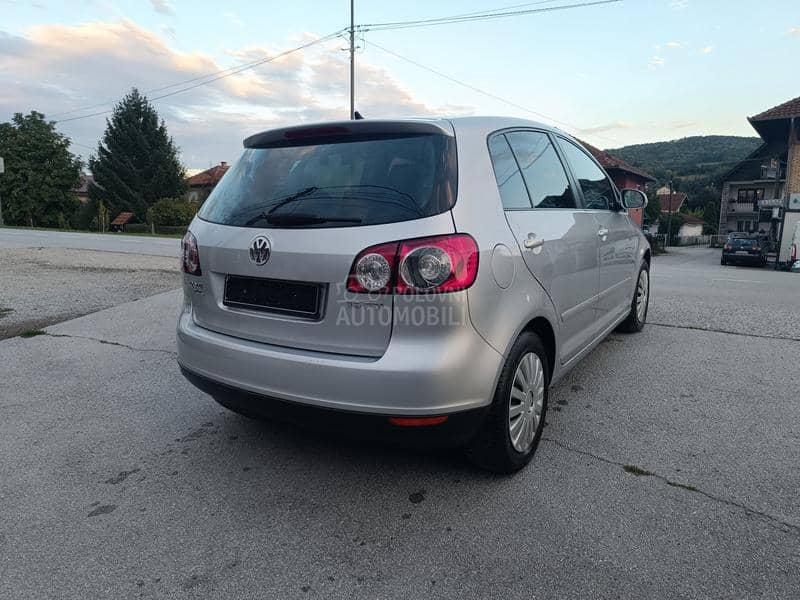 Volkswagen Golf 5 1.6 fsi
