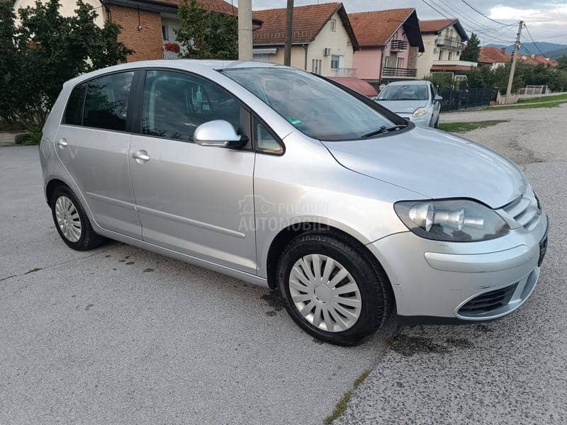 Volkswagen Golf 5 1.6 fsi