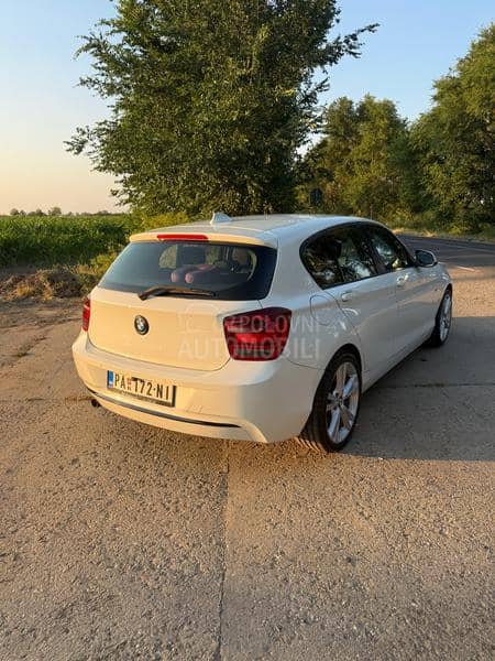 BMW 120 