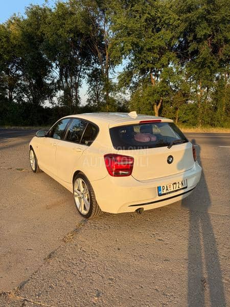 BMW 120 