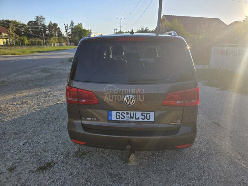 Volkswagen Touran 