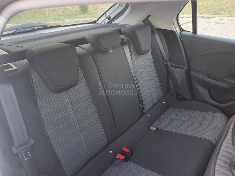 Opel Corsa F V. Servis T.O.P.