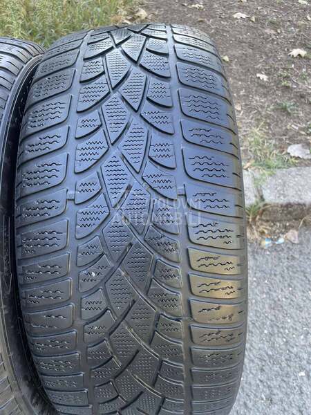 Dunlop 245/45 R19 Zimska