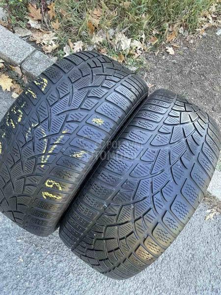 Dunlop 245/45 R19 Zimska