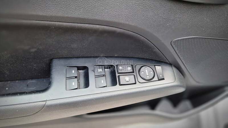 Hyundai Elantra 1.6 MPI