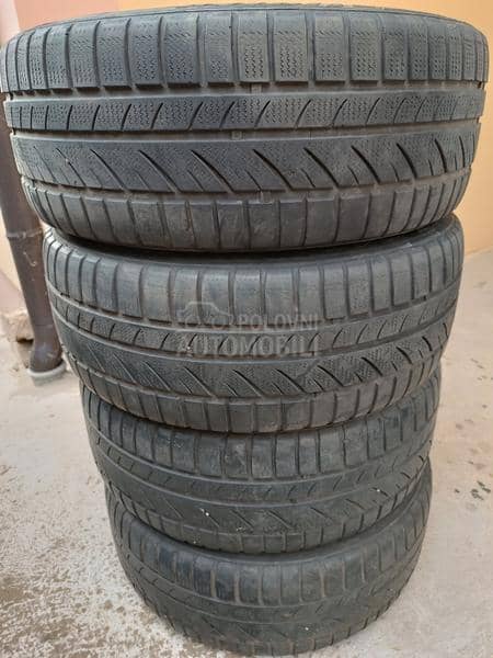 Hankook 205/55 R16 Zimska